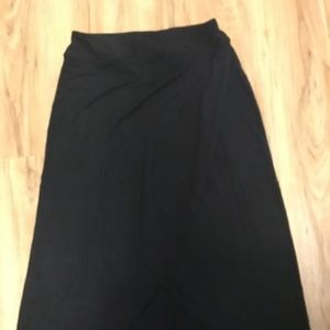 Athleta Wrap-like midi skirt